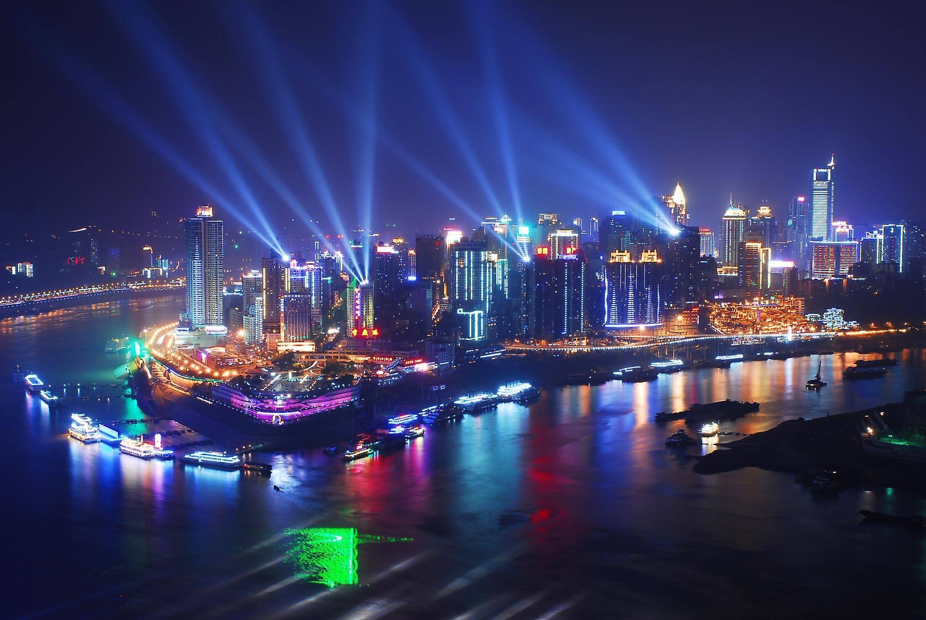 重庆魔幻之旅，烈火之城的故事