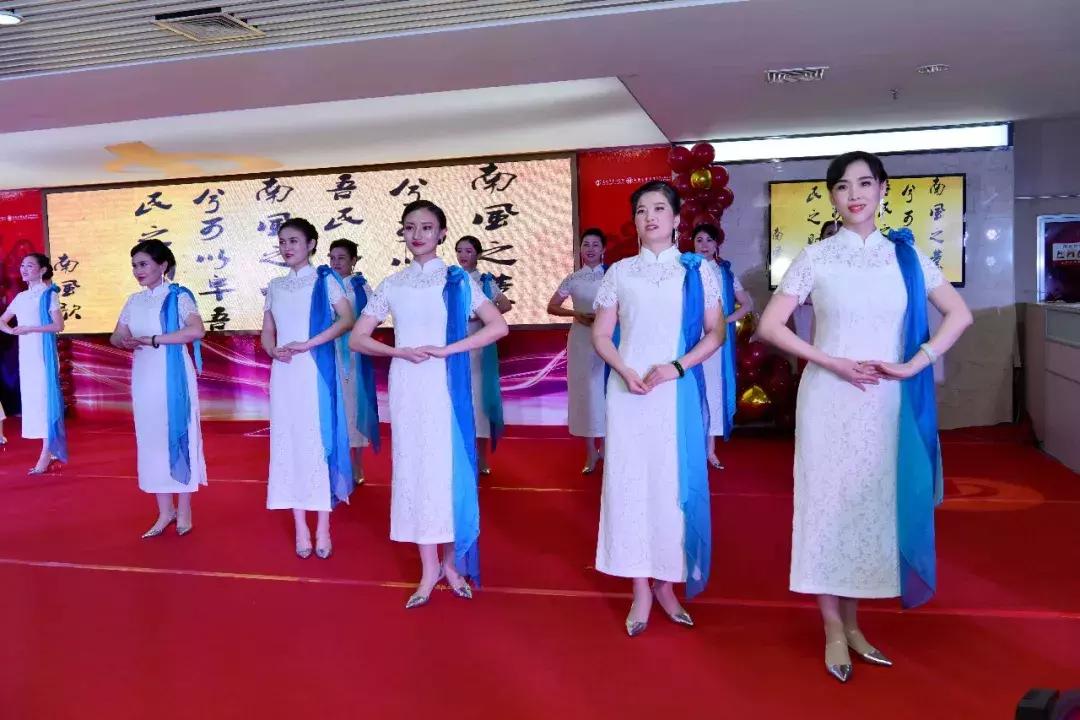 运城盛典,嘉宾云集,观众热情如火